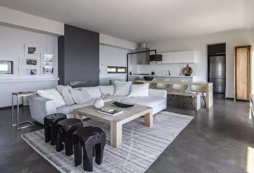 Seaview Villa Schinias