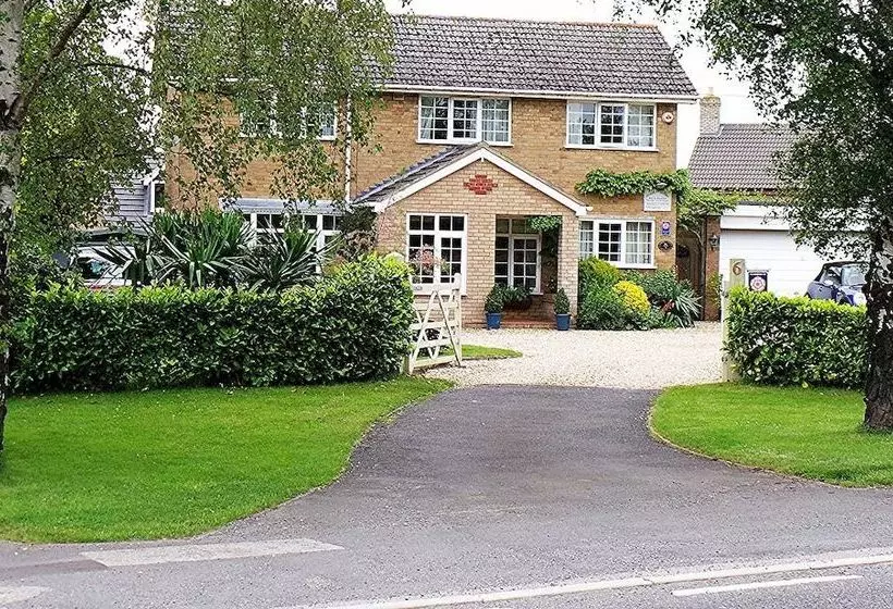 Aamiaismajoitus (B&B) Silverstone Guest House
