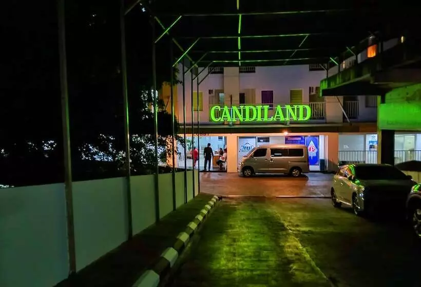 Hotel Candiland Apartment By Sinergi