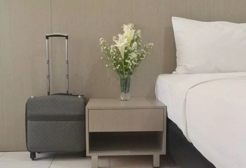 Hotel Candiland Apartment By Sinergi