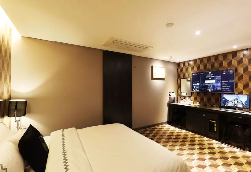 ホテル Mari Boutique