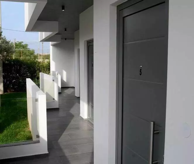 Hotel Megara