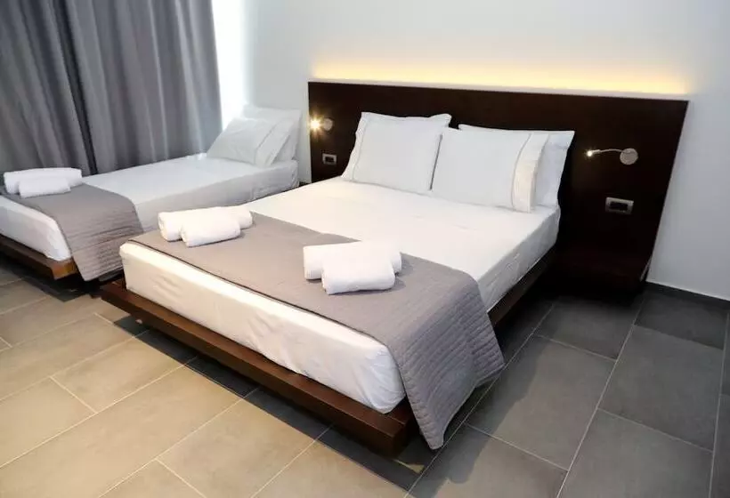 Hotel Megara