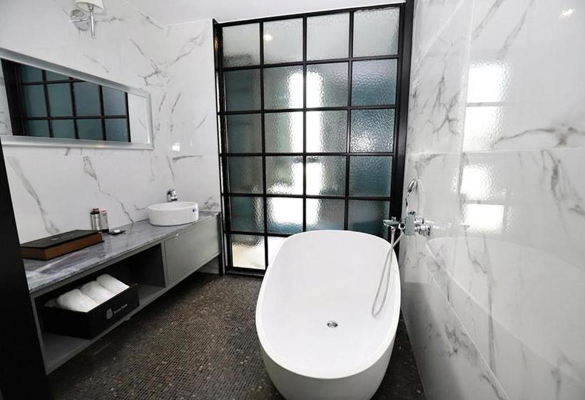 בית מלון כפרי Uijeongbu Cloud