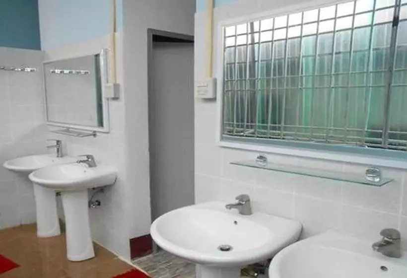 Lucky Backpacker Hostel