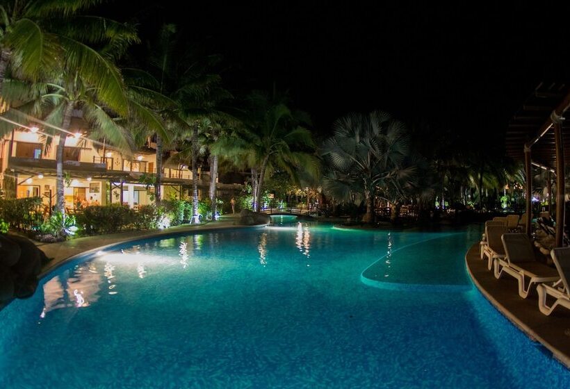 Luxury Villas Monterrico