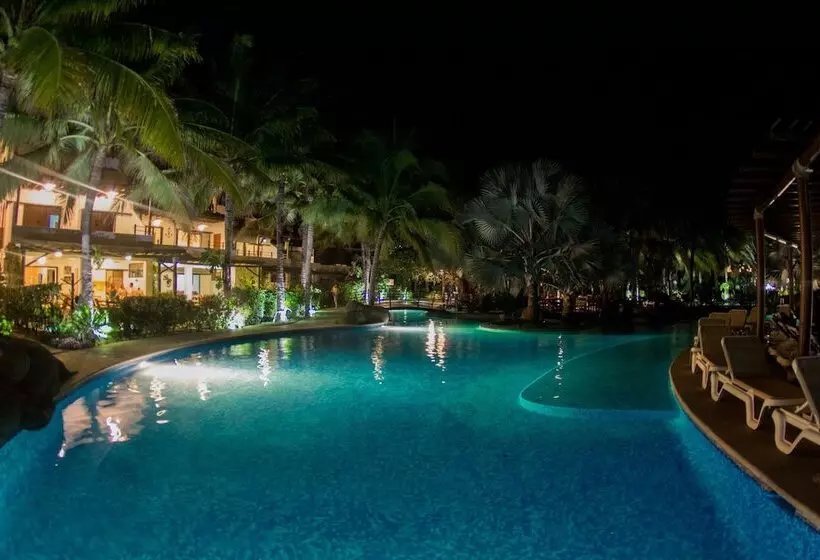 Luxury Villas Monterrico