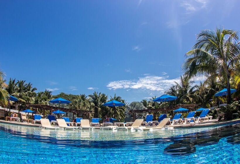 Luxury Villas Monterrico