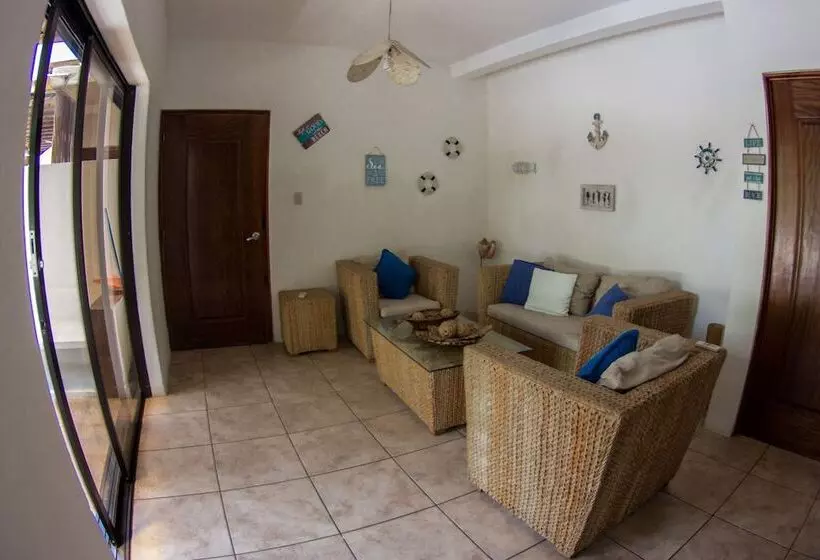 Luxury Villas Monterrico