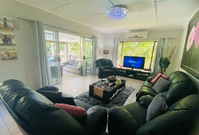 Pelican S Nest Holiday Home St Lucia