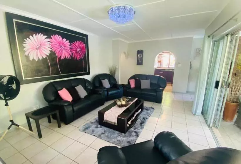 Pelican S Nest Holiday Home St Lucia