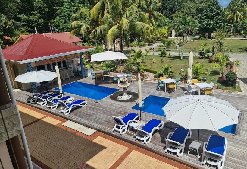 پانسیون Casa De Leela Self Catering Guest House