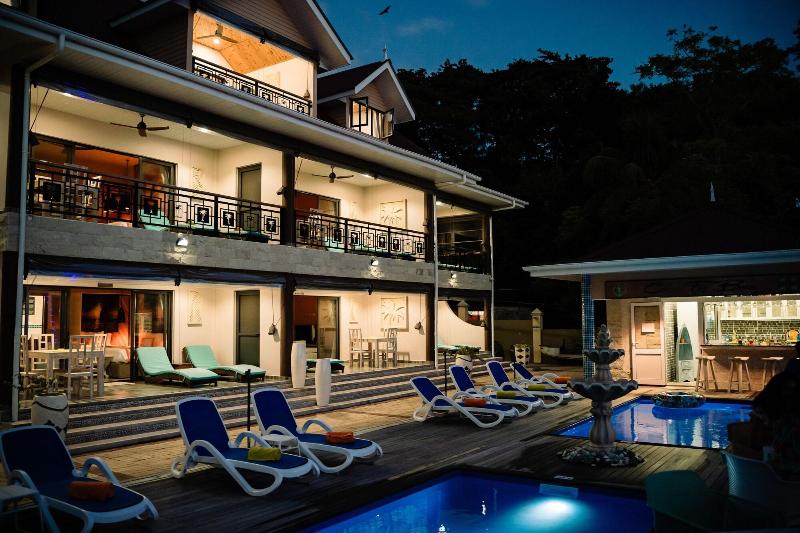 پانسیون Casa De Leela Self Catering Guest House