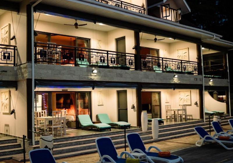 پانسیون Casa De Leela Self Catering Guest House