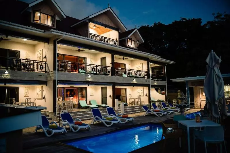 پانسیون Casa De Leela Self Catering Guest House