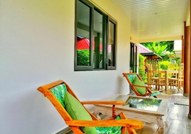 پانسیون Casa De Leela Self Catering Guest House