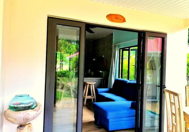 پانسیون Casa De Leela Self Catering Guest House