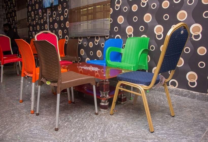 پانسیون Jinsaab Inn