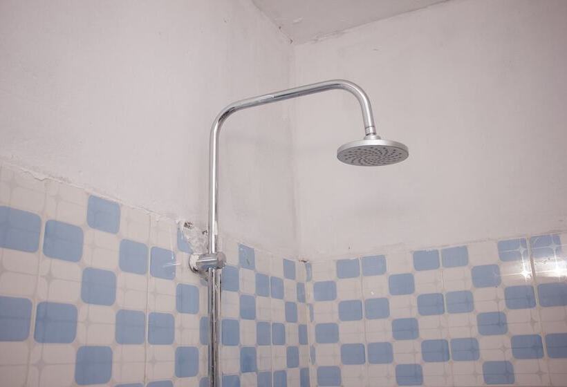 پانسیون Jinsaab Inn