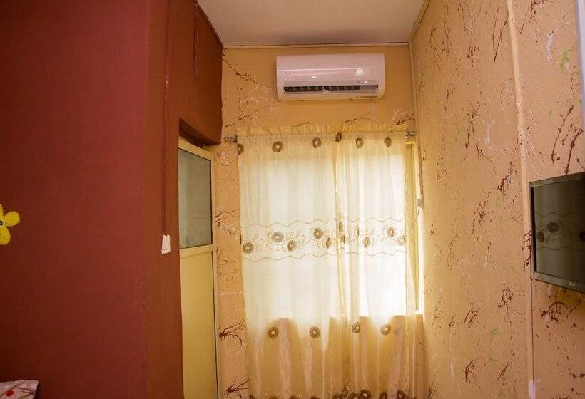 پانسیون Jinsaab Inn