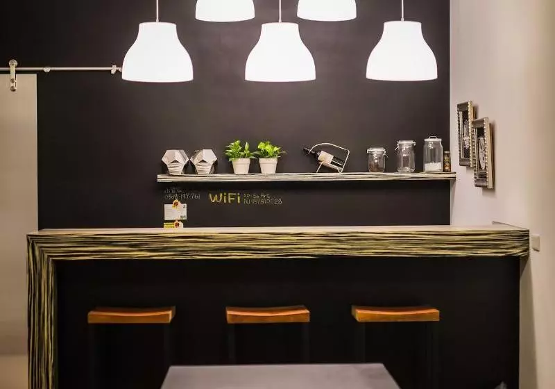 پانسیون So Art Guesthouse & Hostel