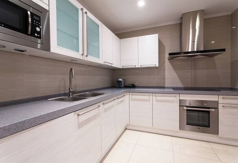 Qingdao Jinshan We Holiday Apt Wusi