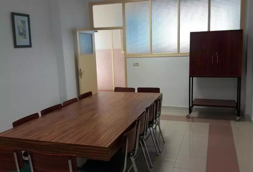 هاستل Centro San Viator