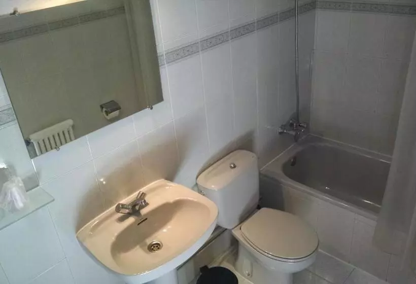 هاستل Centro San Viator