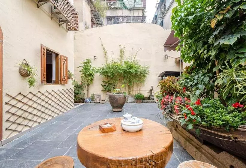 Chaozhou Hello Inn