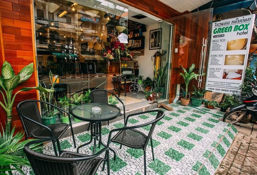Green Box Hotel Hostel