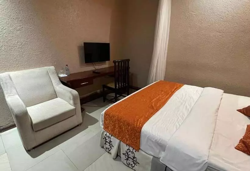 مسافرخانه Milimani Holiday Resort