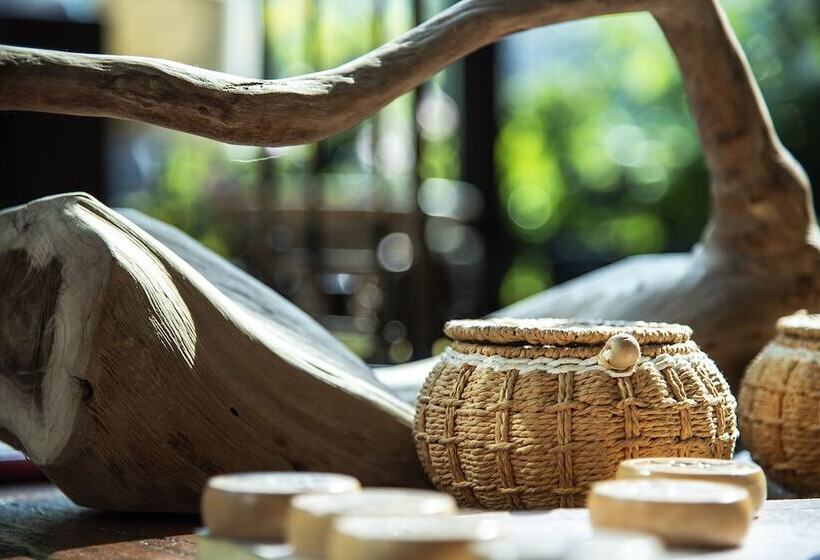 בית מלון כפרי Dongfang Tianshe Resort