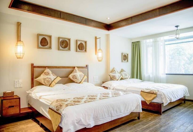 בית מלון כפרי Dongfang Tianshe Resort