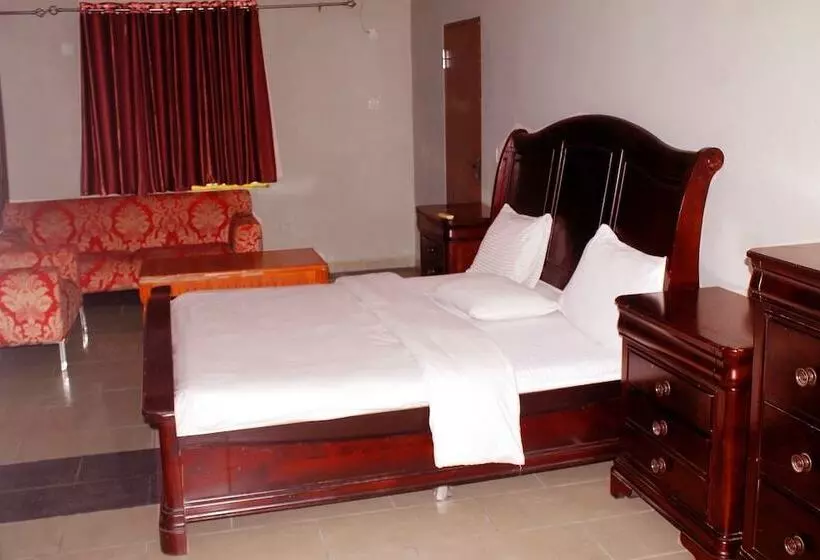 Hotel Garden City Marriott