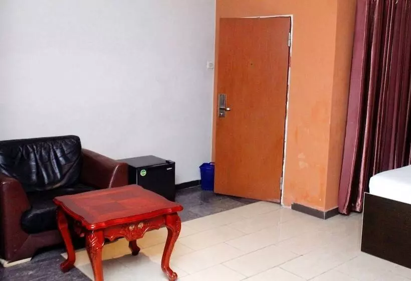 Hotel Garden City Marriott