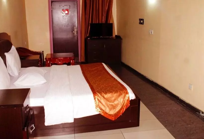 Hotel Garden City Marriott