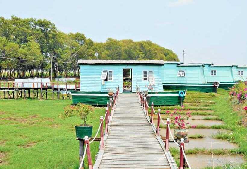 هتل Moe Yun Gyi Wetlands Resort