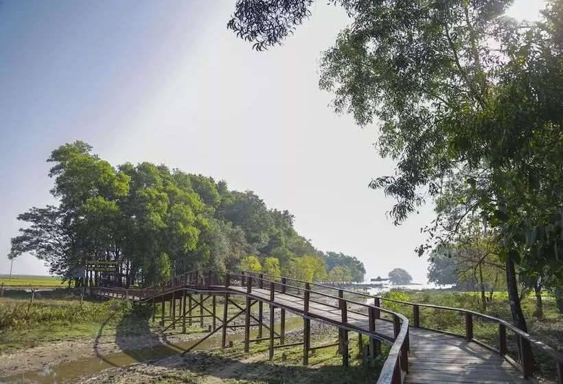 هتل Moe Yun Gyi Wetlands Resort