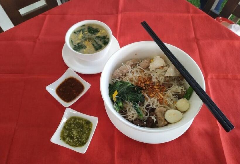 هتل Moe Yun Gyi Wetlands Resort