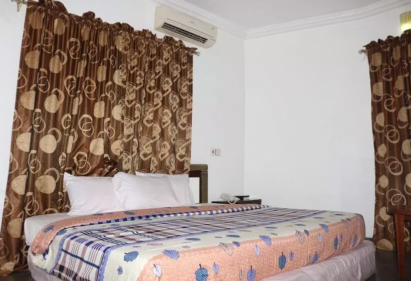 هتل Crystalem Luxury