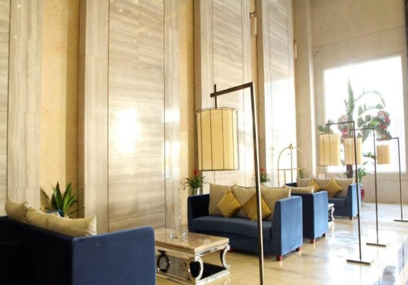 فندق The Century