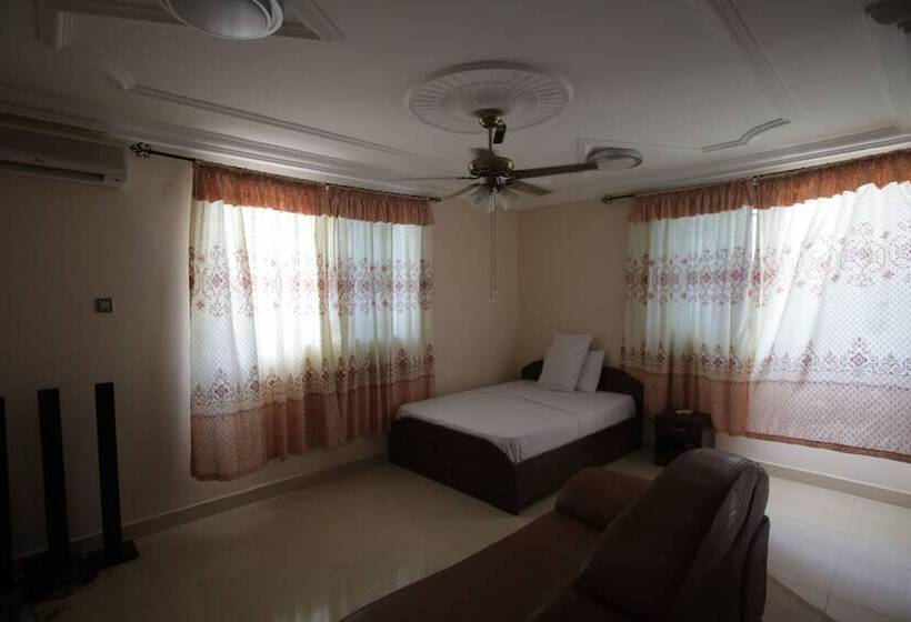 بنسيون X Class Guesthouse By Bwhospitality