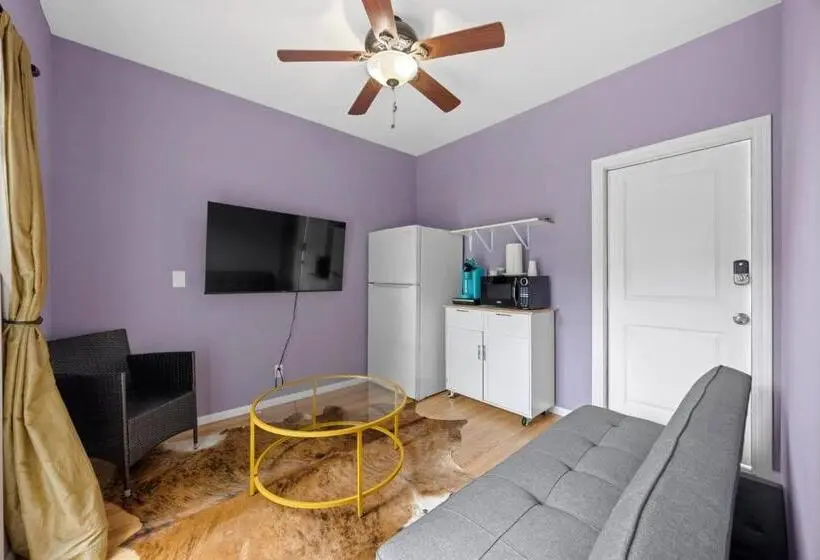 پانسیون Cozy Backhouse Stay – Sleeps 2 Beverly Hills Adj