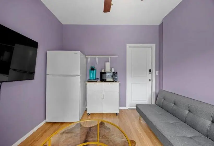پانسیون Cozy Backhouse Stay – Sleeps 2 Beverly Hills Adj