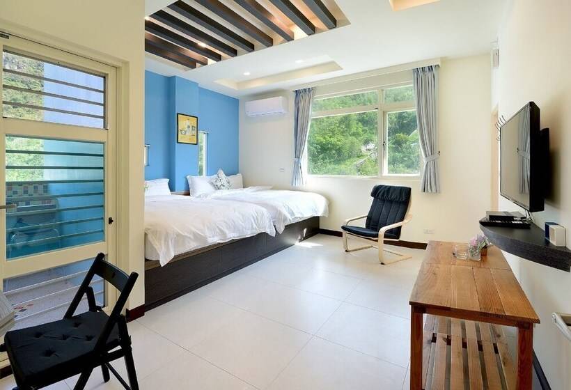 تختخواب و صبحانه Fish Home 15