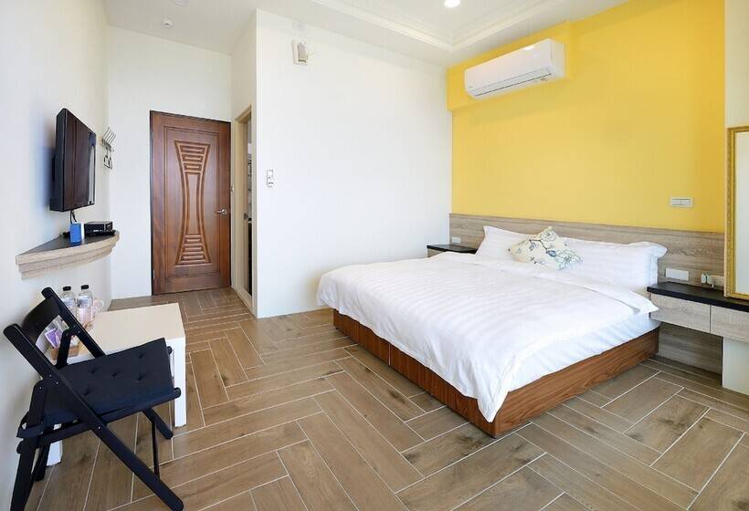 تختخواب و صبحانه Fish Home 15