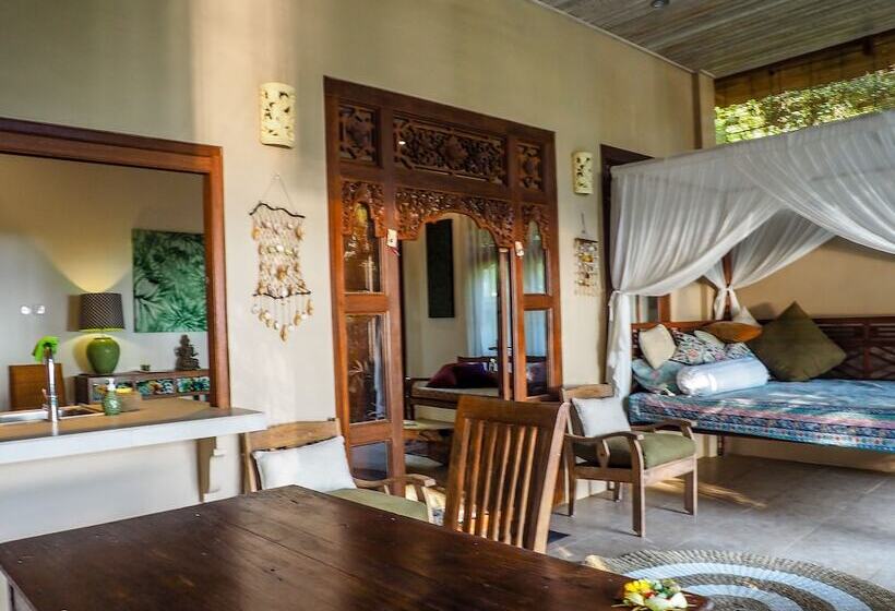 Devi's Place Tejakula