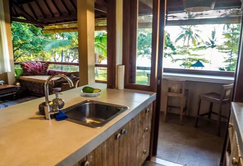 Devi's Place Tejakula