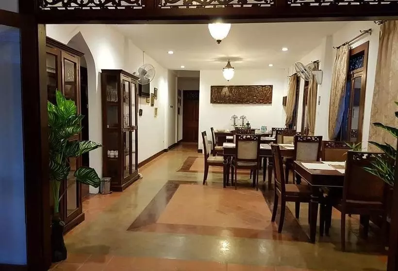 ホテル Akira Luang Prabang