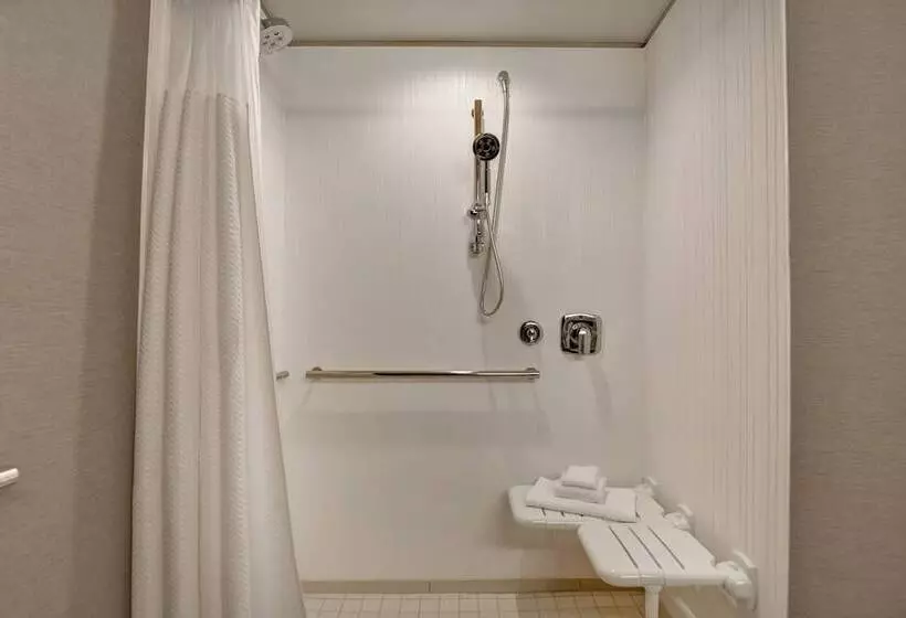 Hotelli Courtyard By Marriott Jackson Madison